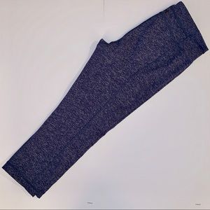 Under Armour cropped workout leggings